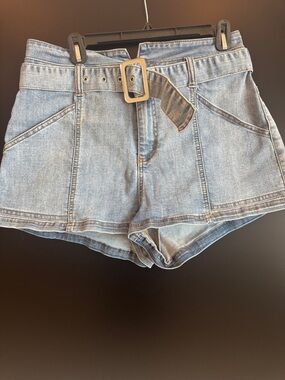 Vanilla Star Light Wash Denim Belted Shorts